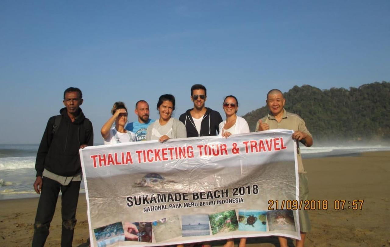 Thalia Homestay & Ijen Bromo Tour Banyuwangi  Dış mekan fotoğraf
