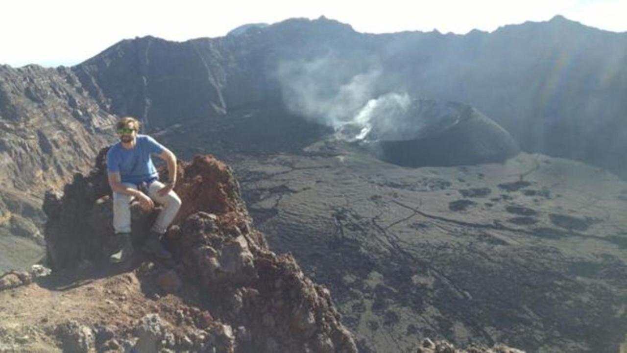 Thalia Homestay & Ijen Bromo Tour Banyuwangi  Dış mekan fotoğraf