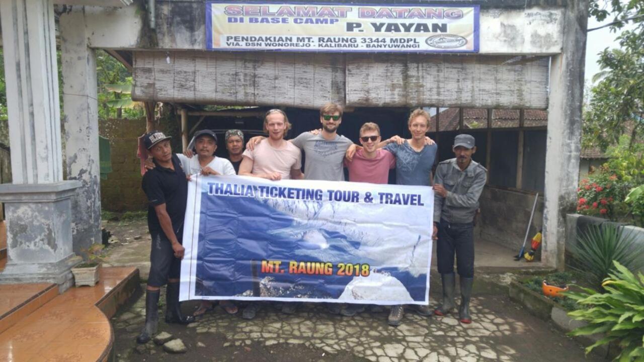 Thalia Homestay & Ijen Bromo Tour Banyuwangi  Dış mekan fotoğraf