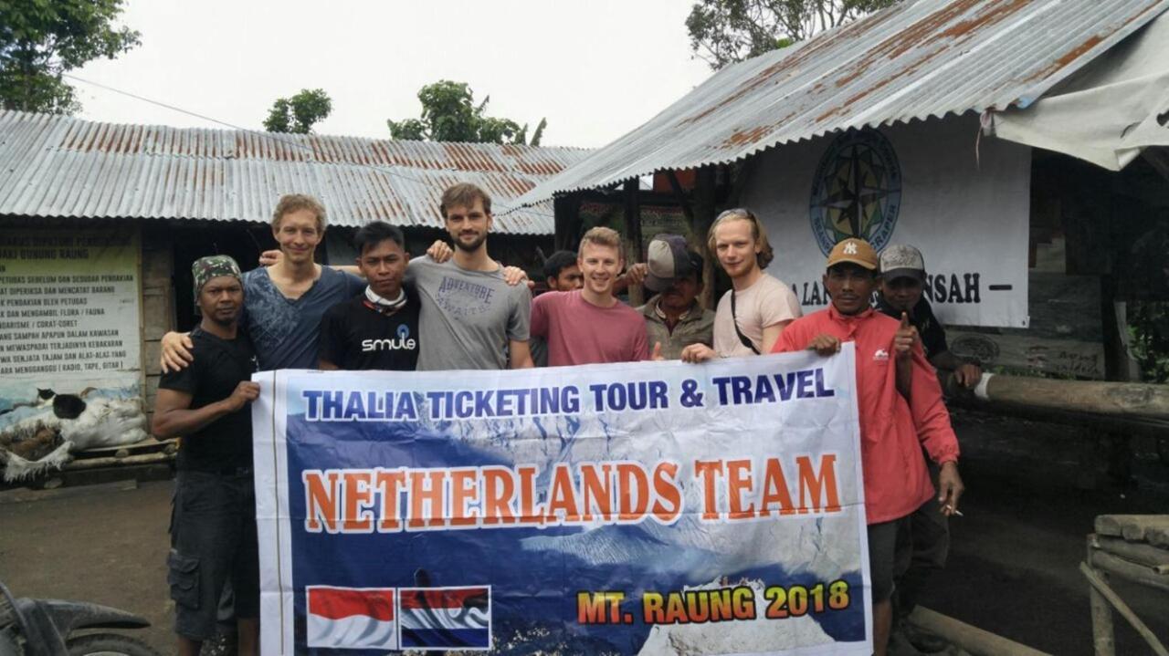 Thalia Homestay & Ijen Bromo Tour Banyuwangi  Dış mekan fotoğraf