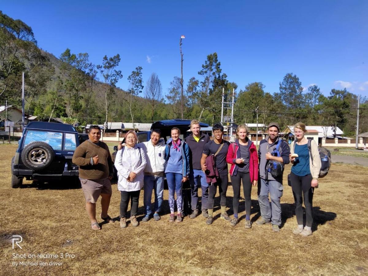 Thalia Homestay & Ijen Bromo Tour Banyuwangi  Dış mekan fotoğraf